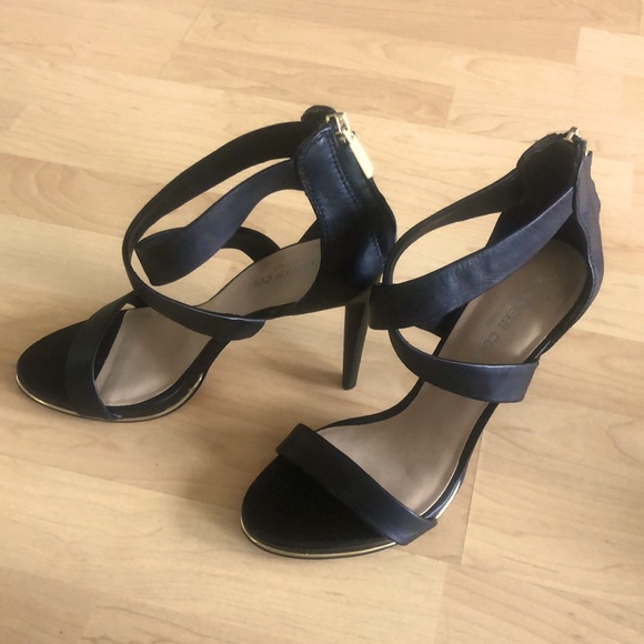 Kenneth Cole Black Stiletto Heels - Picture 3 of 9